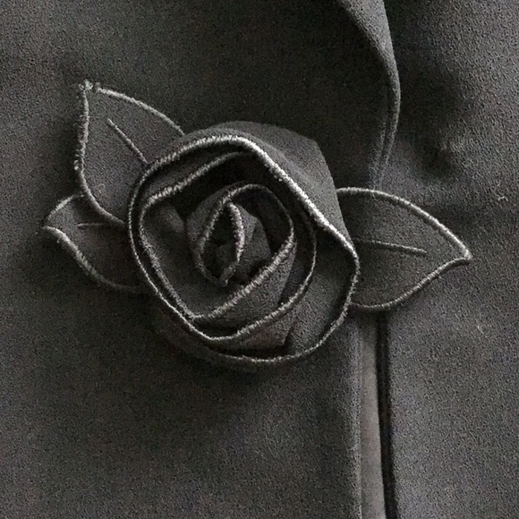 Vintage Escada blazer - Picture 2 of 8